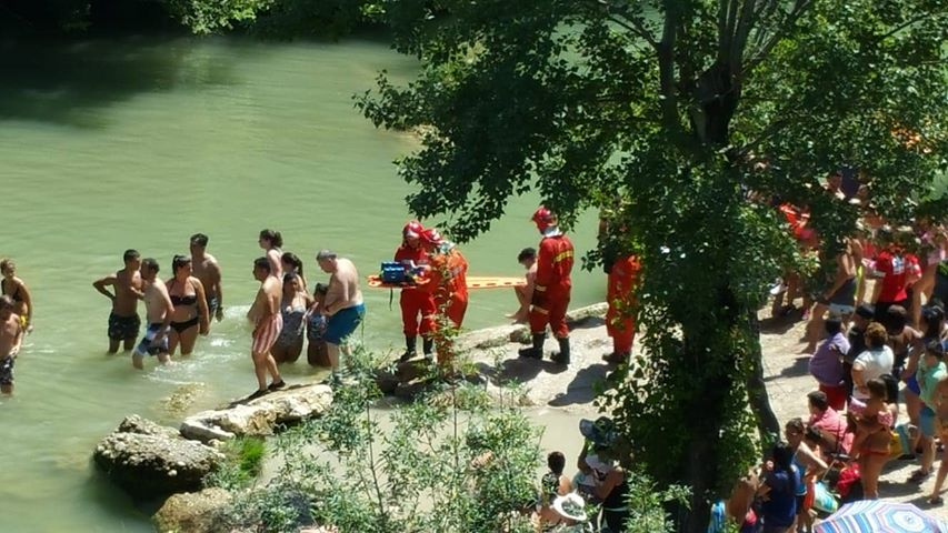Voluntarios de Burgos no se meten en el agua